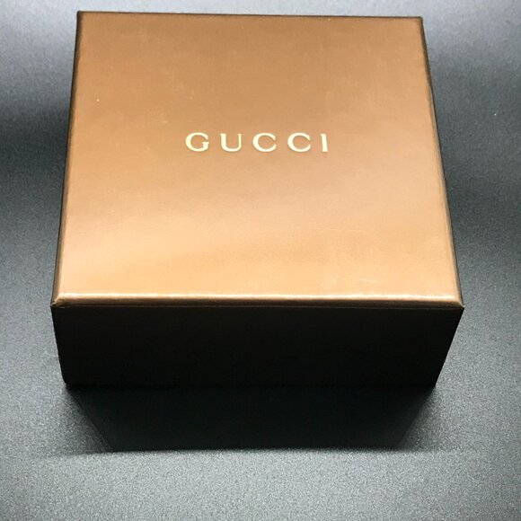 Gucci Gift Box with Gucci Logo Storage / Jewelry Pouch - 4.5 x 4.5 inch - Picture 2 of 15